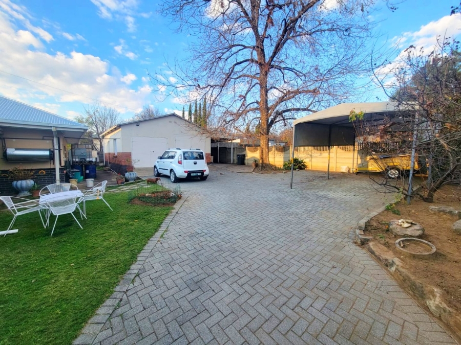 4 Bedroom Property for Sale in Suidrand Free State